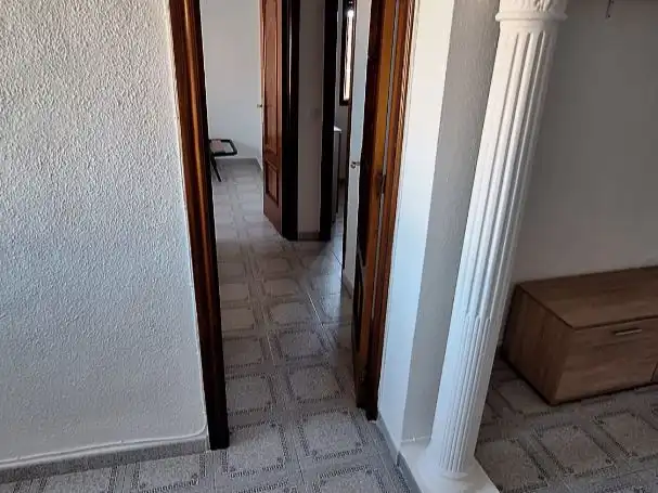 Flat for rent in Calle Algeciras, 21, Sector Sur Flat for rent in Córdoba with Air Conditioner and Furnished
