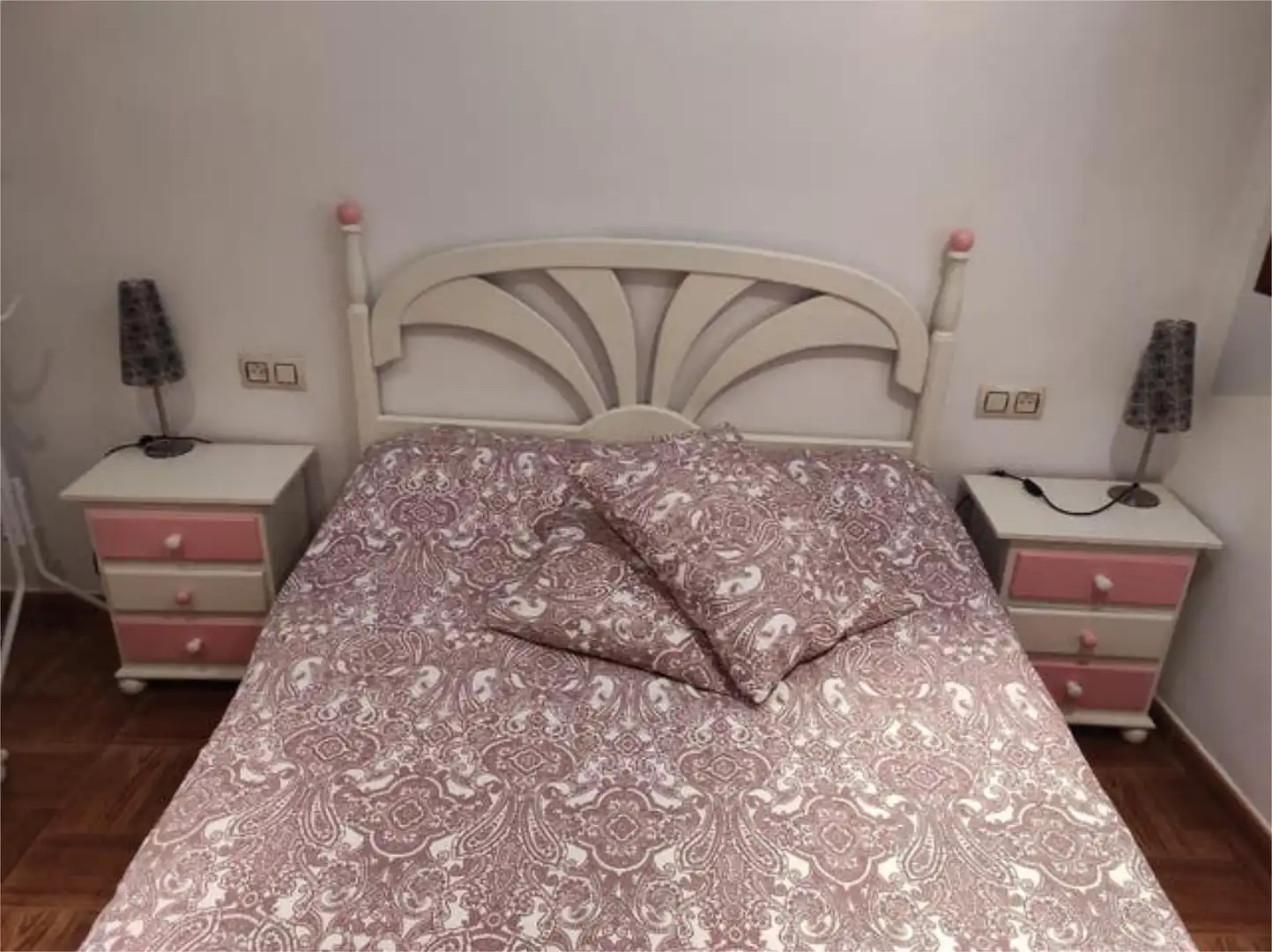 Schlafzimmer von Wohnung zur Miete in Linares de Mora