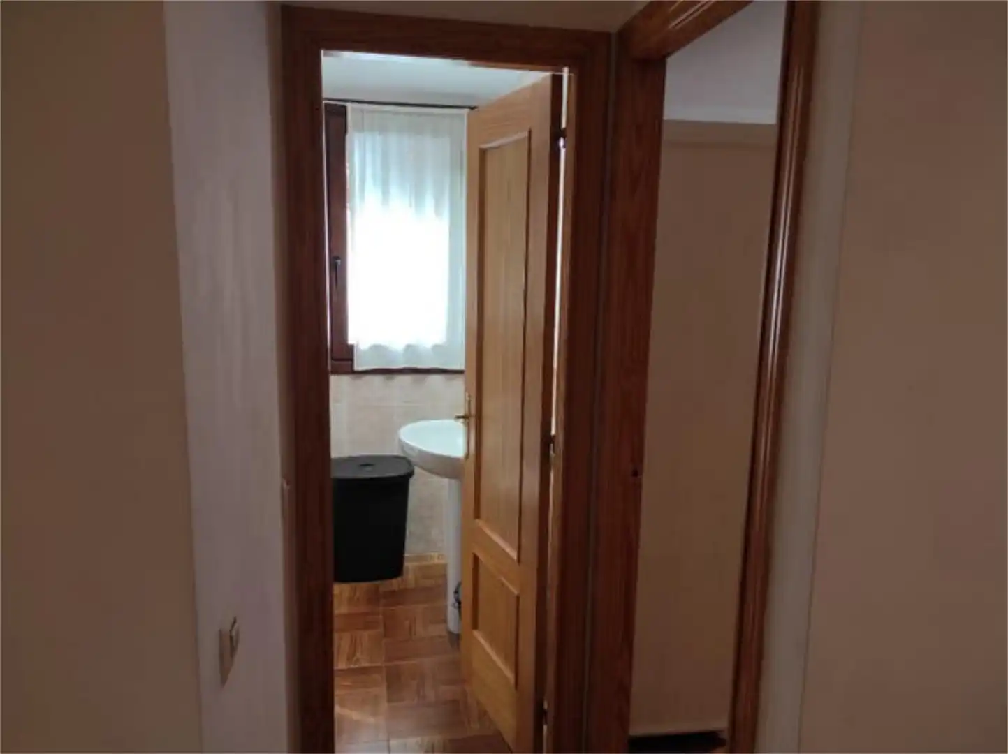 Badezimmer von Wohnung zur Miete in Linares de Mora