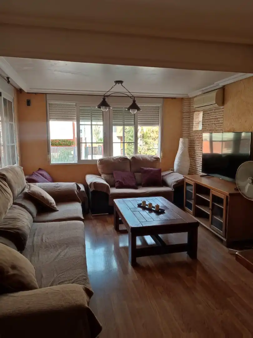 Room in Calle Pp Zb Ñr 2, 37, La Ñora Living room of Flat for share in Murcia with Air Conditioner, Heating and Parquet flooring