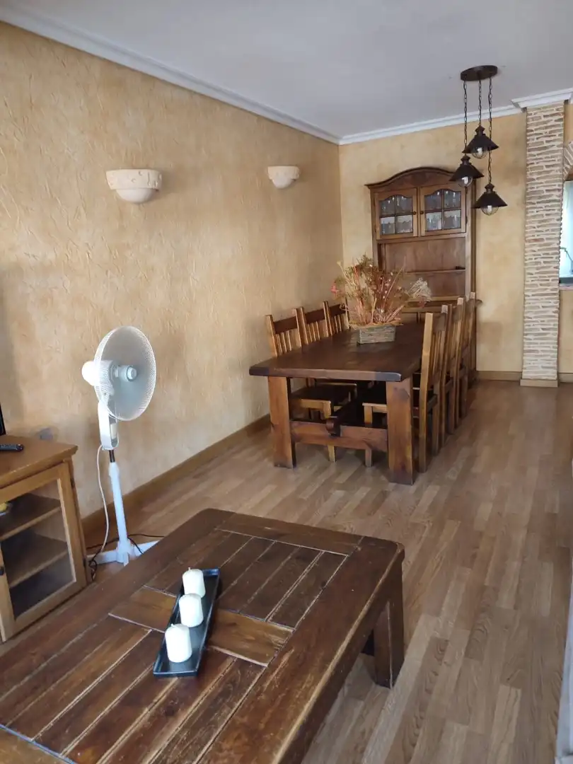 Room in Calle Pp Zb Ñr 2, 37, La Ñora Dining room of Flat for share in Murcia with Air Conditioner, Heating and Parquet flooring