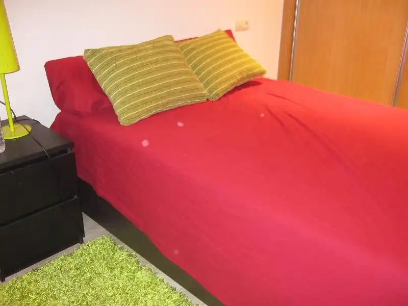 Wohnung zur Miete in Carrer José Antonio Cañete Juárez, 13, Nou Altabix Schlafzimmer von Wohnung zur Miete in Elche / Elx mit Klimaanlage, Heizung und Möbliert