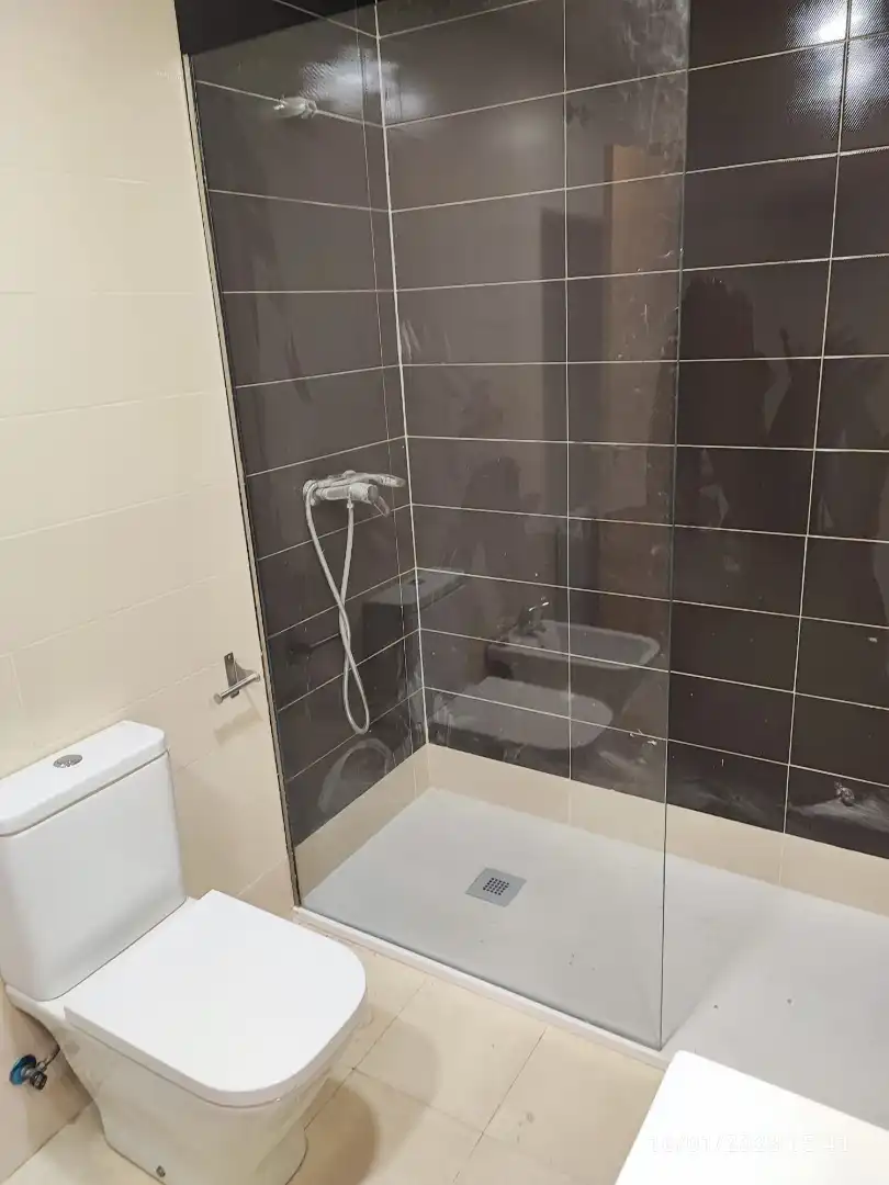 Baño de Casa o chalet de alquiler en Guadalajara Capital con Terraza y Balcón