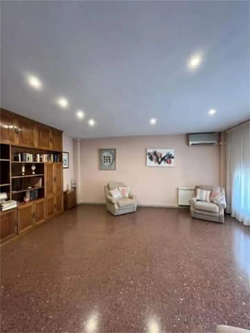 Wohnung zur Miete in Rambla Ferran Wohnung zur Miete in Lleida mit Terrasse, Möbliert und Haustiere erlaubt