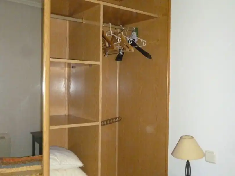 Wohnung zur Miete in Calle Buenaventura, 10, Casabermeja Schlafzimmer von Wohnung zur Miete in Casabermeja mit Klimaanlage