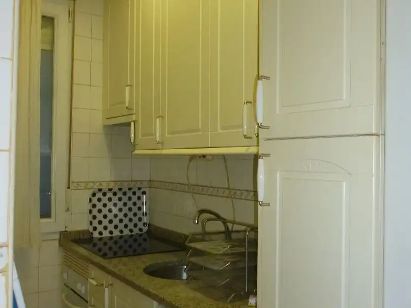 Wohnung zur Miete in Calle Buenaventura, 10, Casabermeja Küche von Wohnung zur Miete in Casabermeja mit Klimaanlage