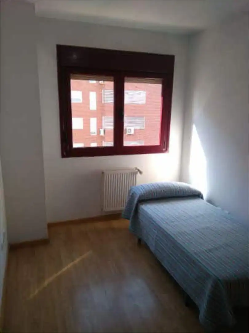 Casa o xalet de lloguer a Orcasur - 12 de Octubre