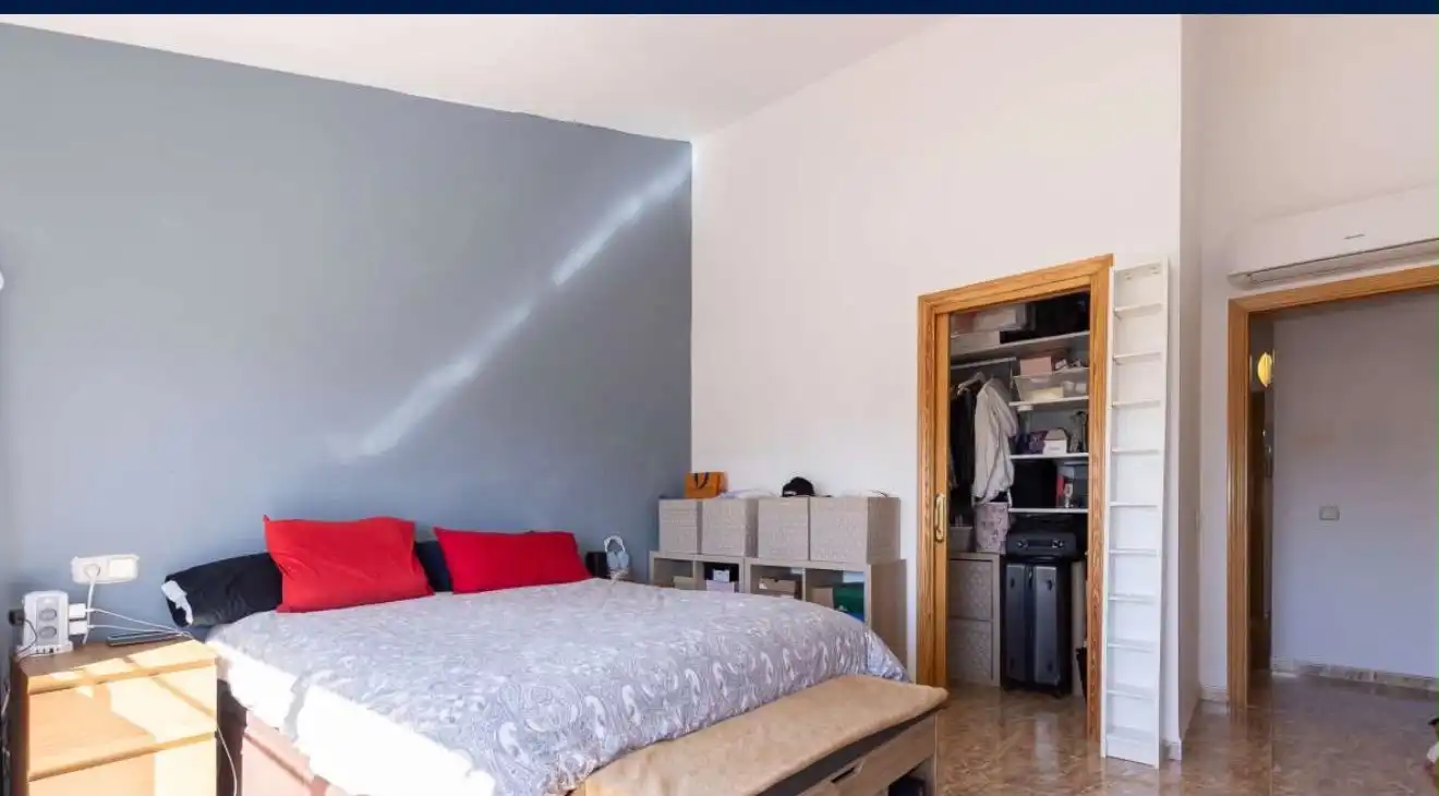 Wohnung zum Verkauf in Carrer Sant Miquel, 115, Deltebre Schlafzimmer von Wohnung zum Verkauf in Deltebre mit Klimaanlage, Terrasse und Balkon