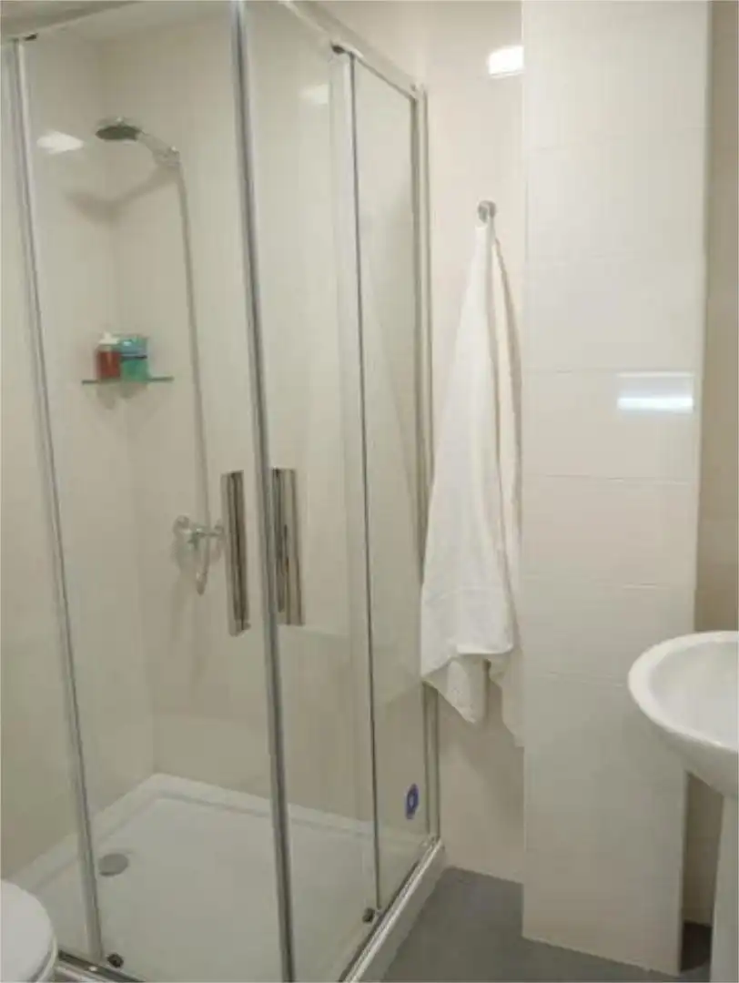 Bathroom of Apartments for rent in Laxe  with Heating and Furnished