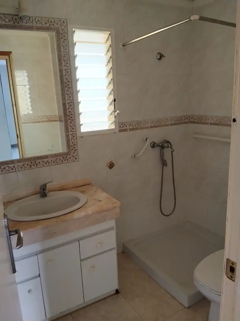 Bathroom of Flat for sale in Cartagena  with Air Conditioner
