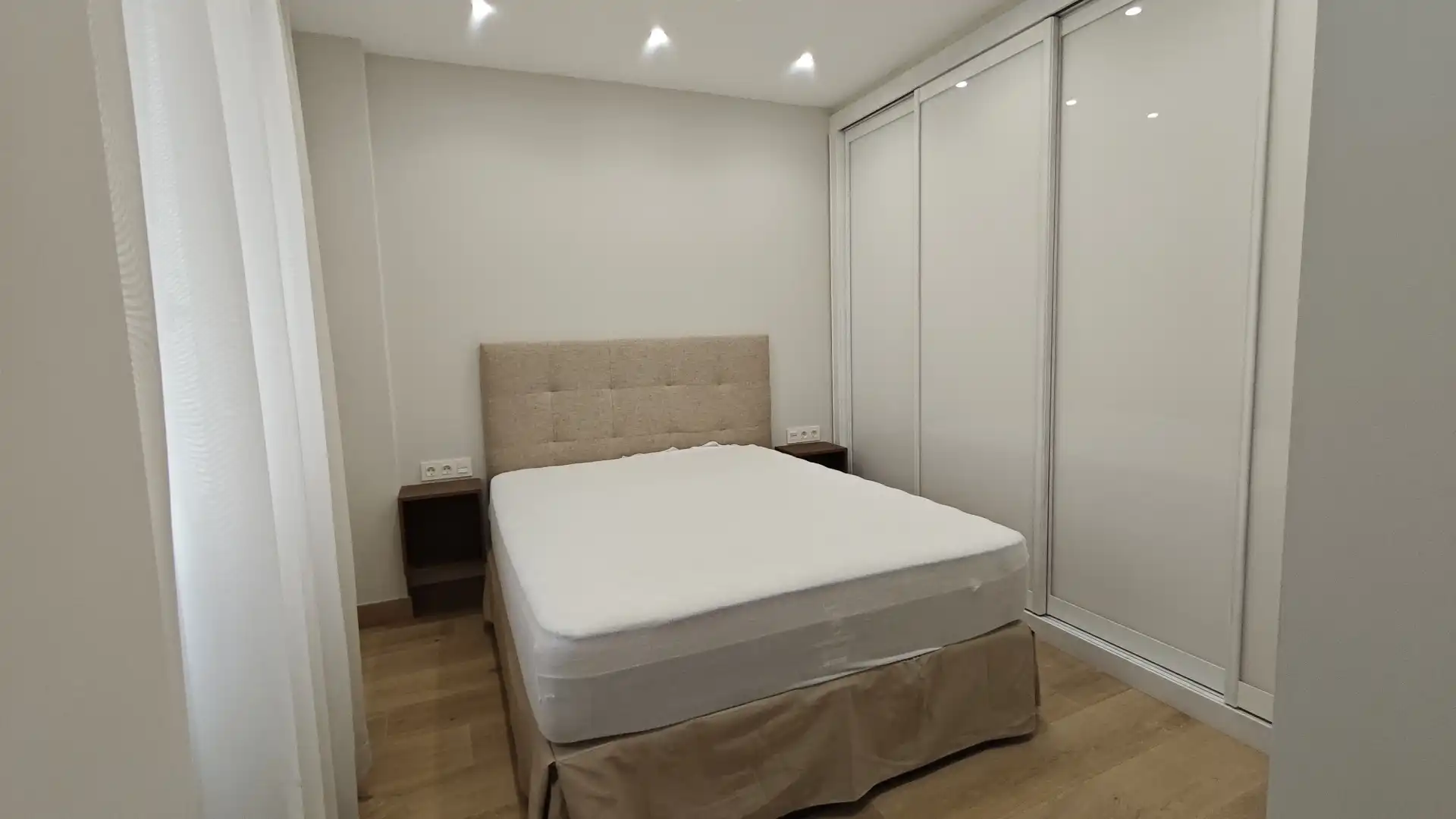 Flat for rent in Calle del Coso, 88, Paseo Independencia Bedroom of Flat for rent in Zaragoza Capital with Air Conditioner