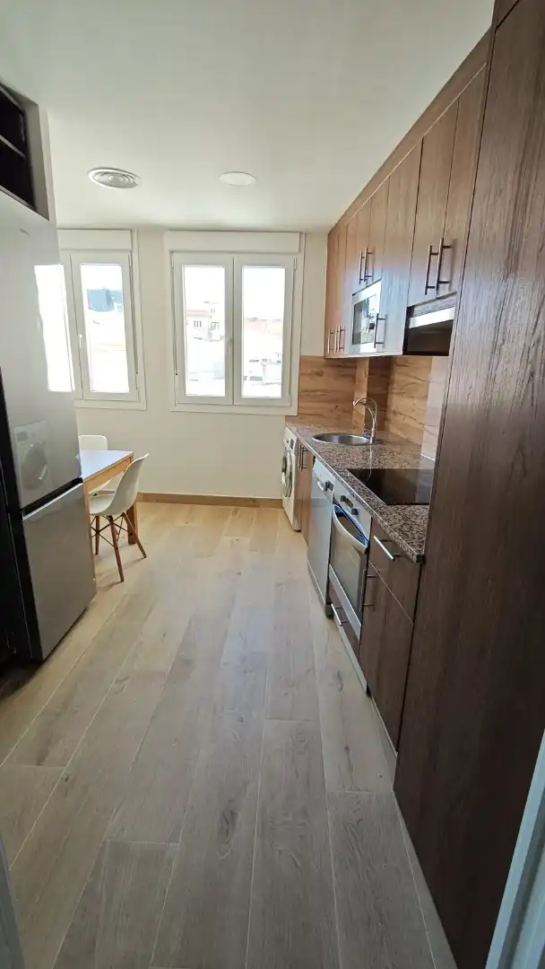 Flat for rent in Calle del Coso, 88, Paseo Independencia Kitchen of Flat for rent in Zaragoza Capital with Air Conditioner