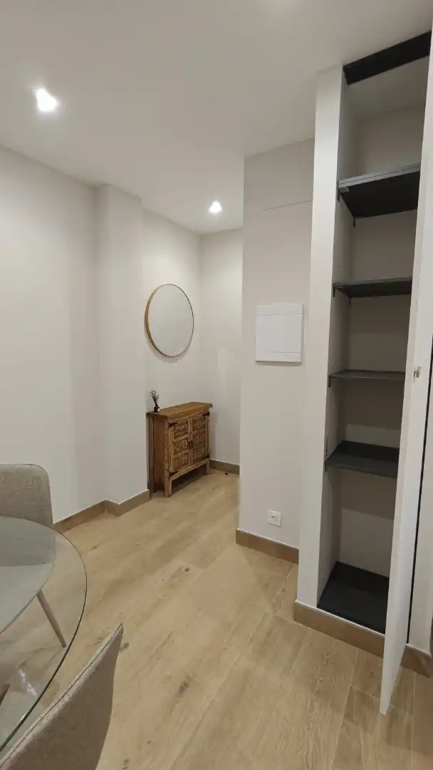 Flat for rent in Calle del Coso, 88, Paseo Independencia Flat for rent in Zaragoza Capital with Air Conditioner