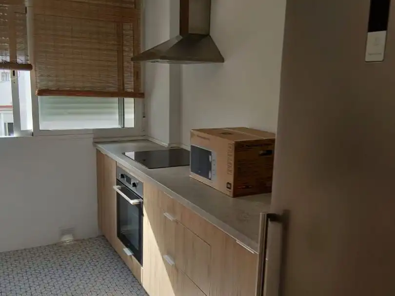 Cocina de Piso de alquiler en Sevilla con Aire acondicionado, Parquet y Terraza