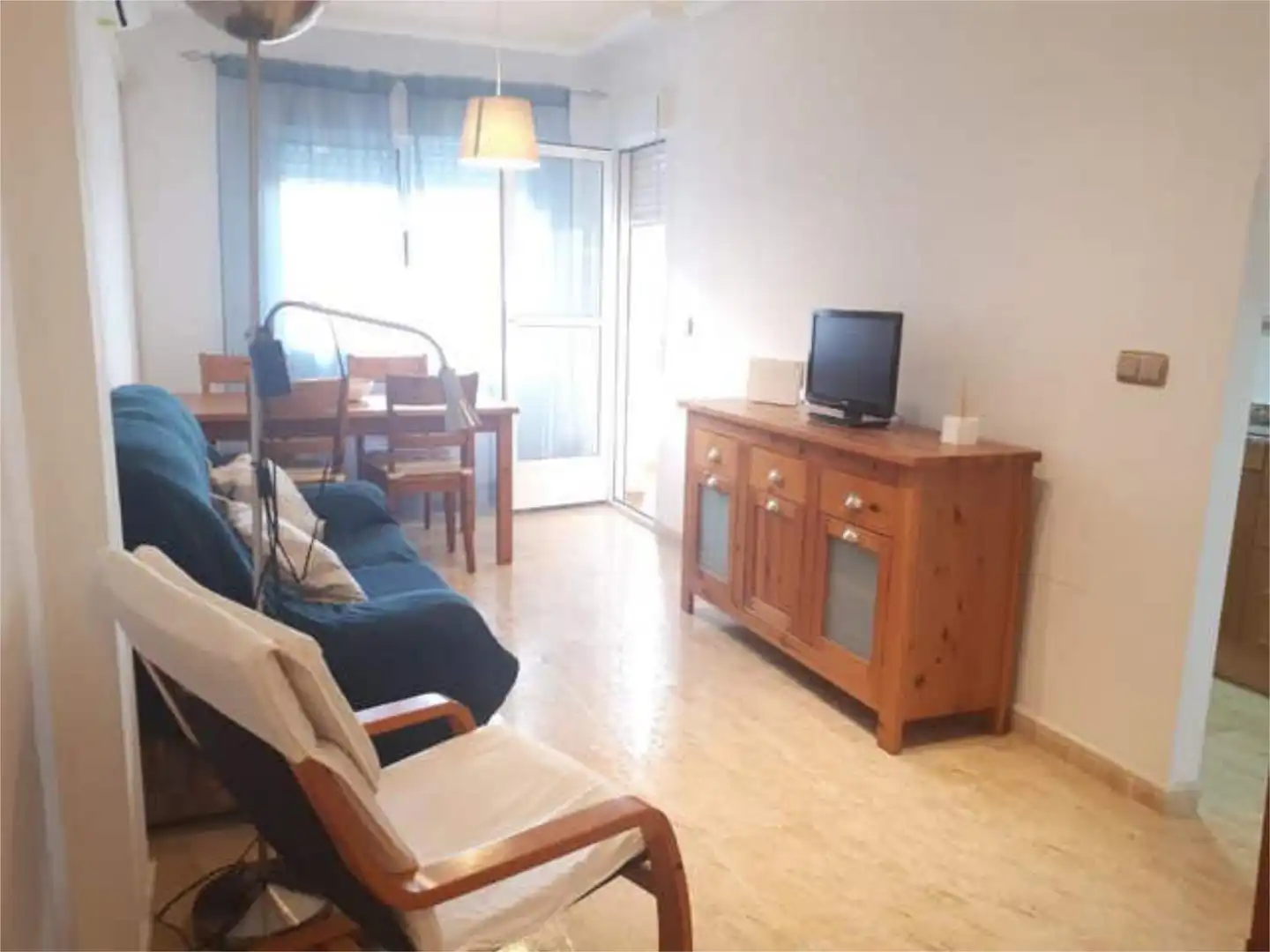 Sala d'estar de Apartament de lloguer en Los Montesinos amb Piscina