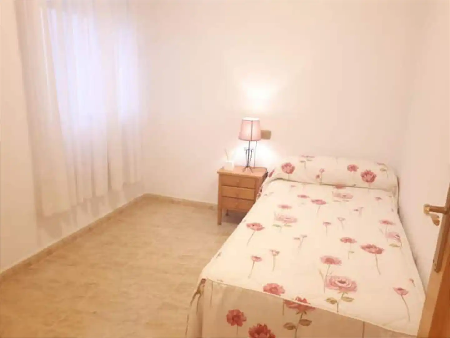 Dormitori de Apartament de lloguer en Los Montesinos amb Piscina
