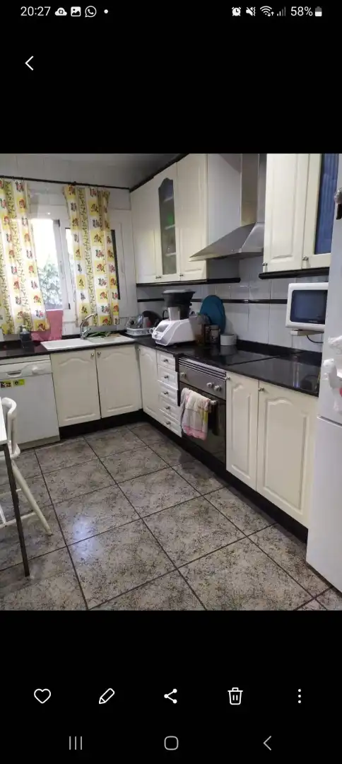 Room in Carrer Catalunya, 22, Cervelló