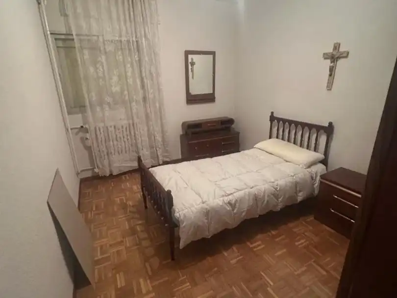 Habitación de Piso en venta en Madrid con Terraza