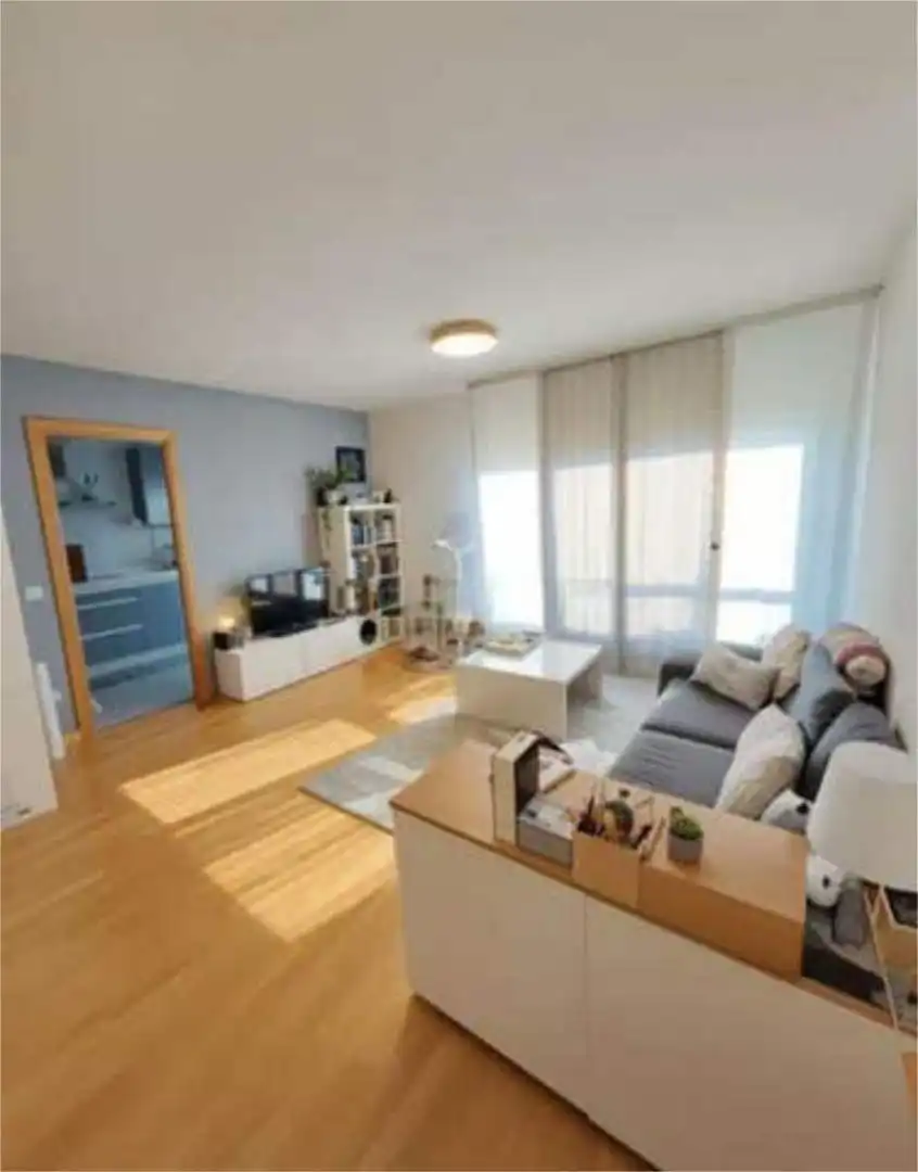 Piso en venta en Buztintxuri Sala de estar de Piso en venta en Pamplona / Iruña con Terraza
