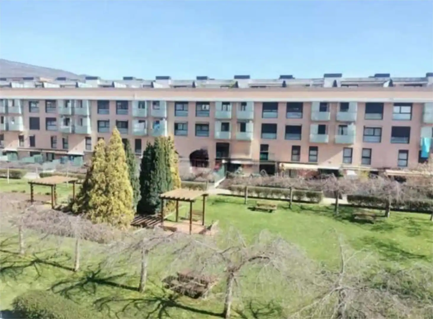 Piso en venta en Buztintxuri Vista exterior de Piso en venta en Pamplona / Iruña con Terraza