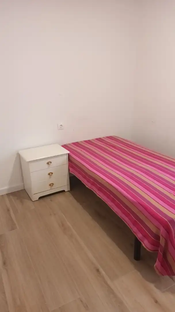 Dachboden zur Miete in Avinguda del País Valencià, 15, Alaquàs Dachboden zur Miete in Avinguda del País Valencià, 15, Alaquàs