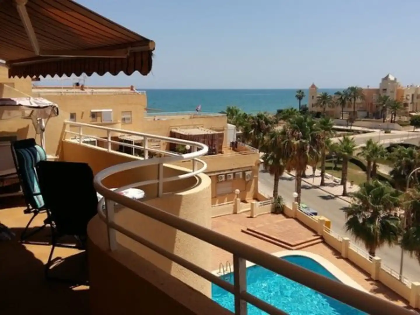 Piso en venta en Calle Sueca, 3, Tavernes de la Valldigna Terraza de Piso en venta en Tavernes de la Valldigna con Terraza, Trastero y Piscina