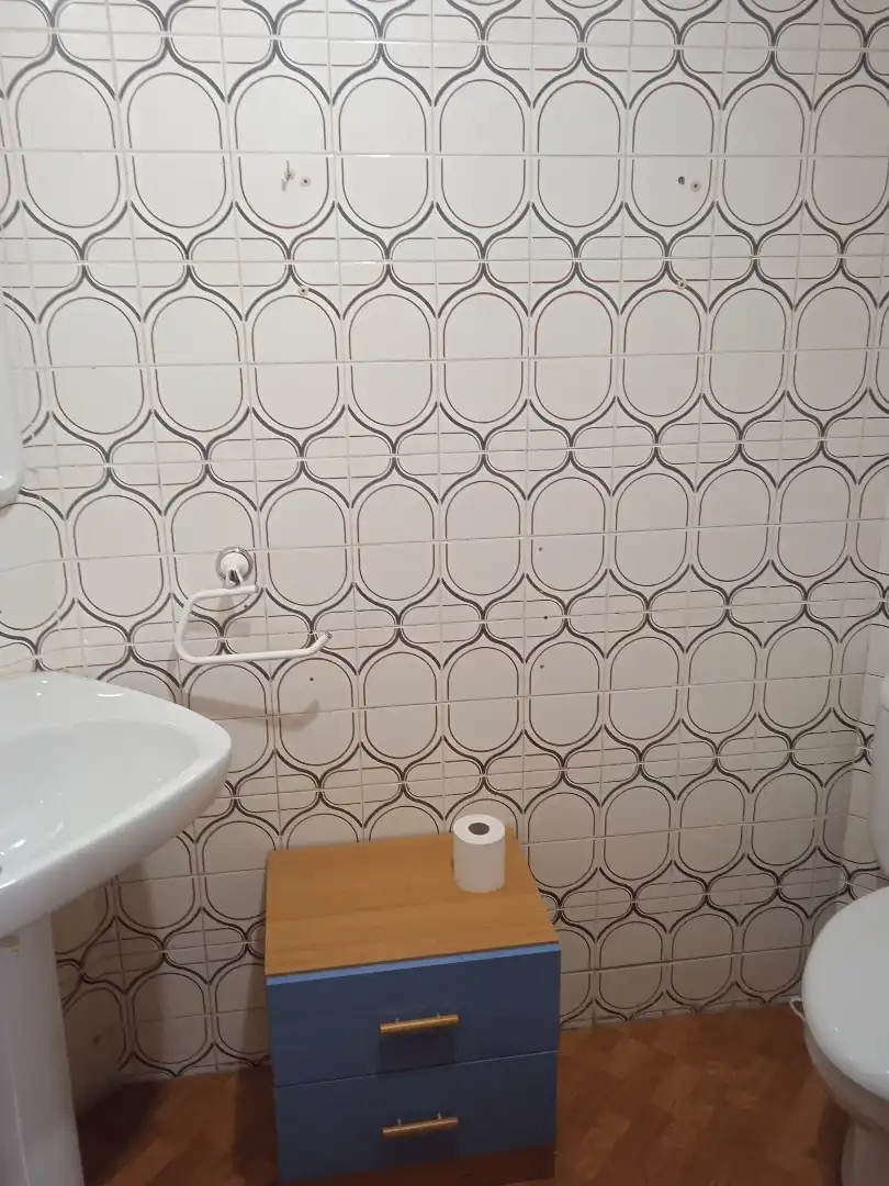 Badezimmer von Wohnung zum Verkauf in Vitoria - Gasteiz mit Terrasse und Balkon
