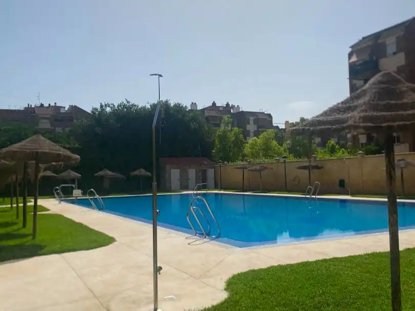 Pis en venda a Avenida de Manolete, 11, Ciudad Jardín - Zoco Piscina de Pis en venda en Córdoba amb Aire condicionat, Calefacció i Terrassa