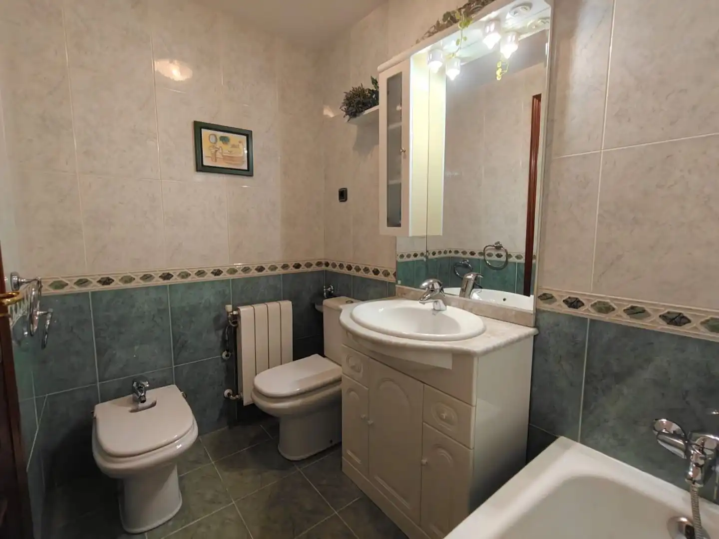 Piso en venta en Haritzalde enparantza, 2, Abanto y Ciérvana-Abanto Zierbena Baño de Piso en venta en Abanto y Ciérvana-Abanto Zierbena con Calefacción, Parquet y Trastero
