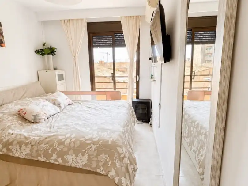 Piso en venta en Carrer de Sureda, 7, La Soledat Nord Habitación de Piso en venta en Palma de Mallorca con Aire acondicionado
