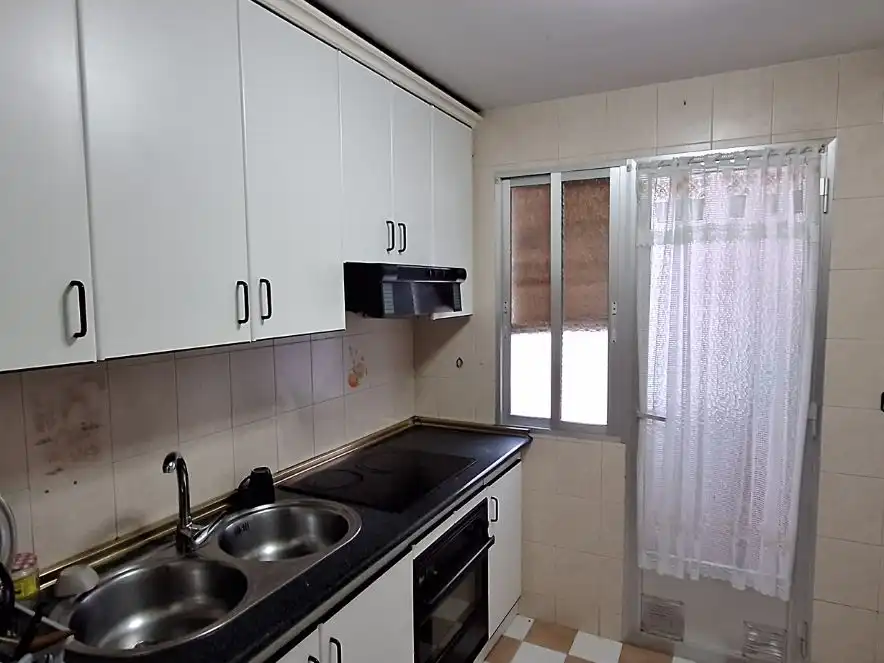 Kitchen of Flat for rent in Puertollano  with Heating, Furnished and Balcony