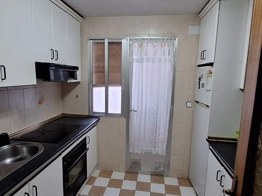 Kitchen of Flat for rent in Puertollano  with Heating, Furnished and Balcony