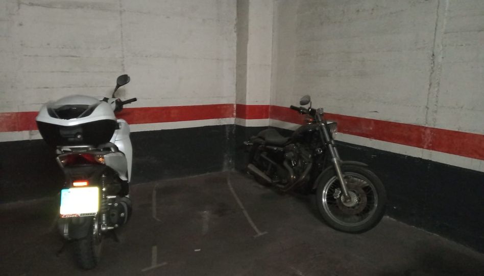 Garage for rent in Carrer de Ferran Puig, 55, El Putget i el Farró, Barcelona Capital - image 1 Photo 1 of Garage for rent in Carrer de Ferran Puig, 55, El Putget i el Farró, Barcelona Capital