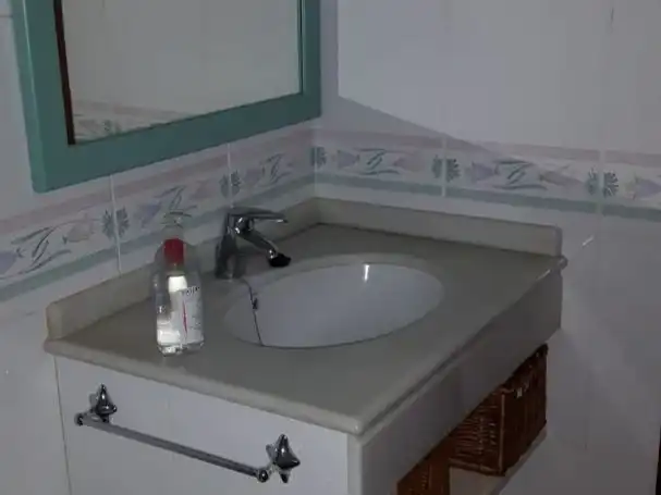 Room in Avenida Esteiro, 43, Centro Room in Avenida Esteiro, 43, Centro