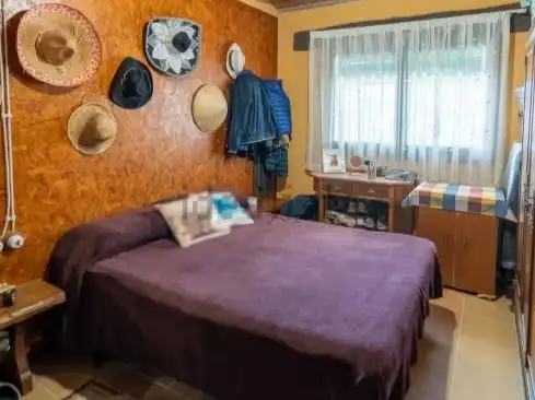 Bedroom of Flat for sale in Flix  with Private garden, Furnished and Balcony