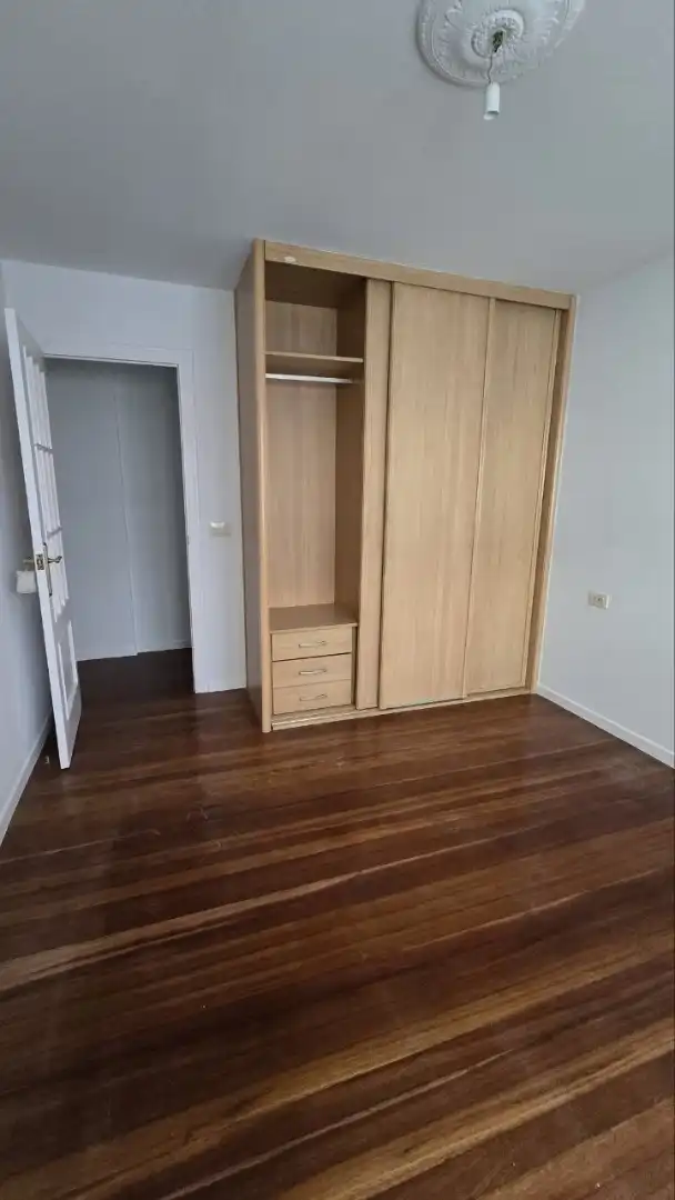 Bedroom of Flat for rent in A Coruña Capital   with Heating, Parquet flooring and Oven