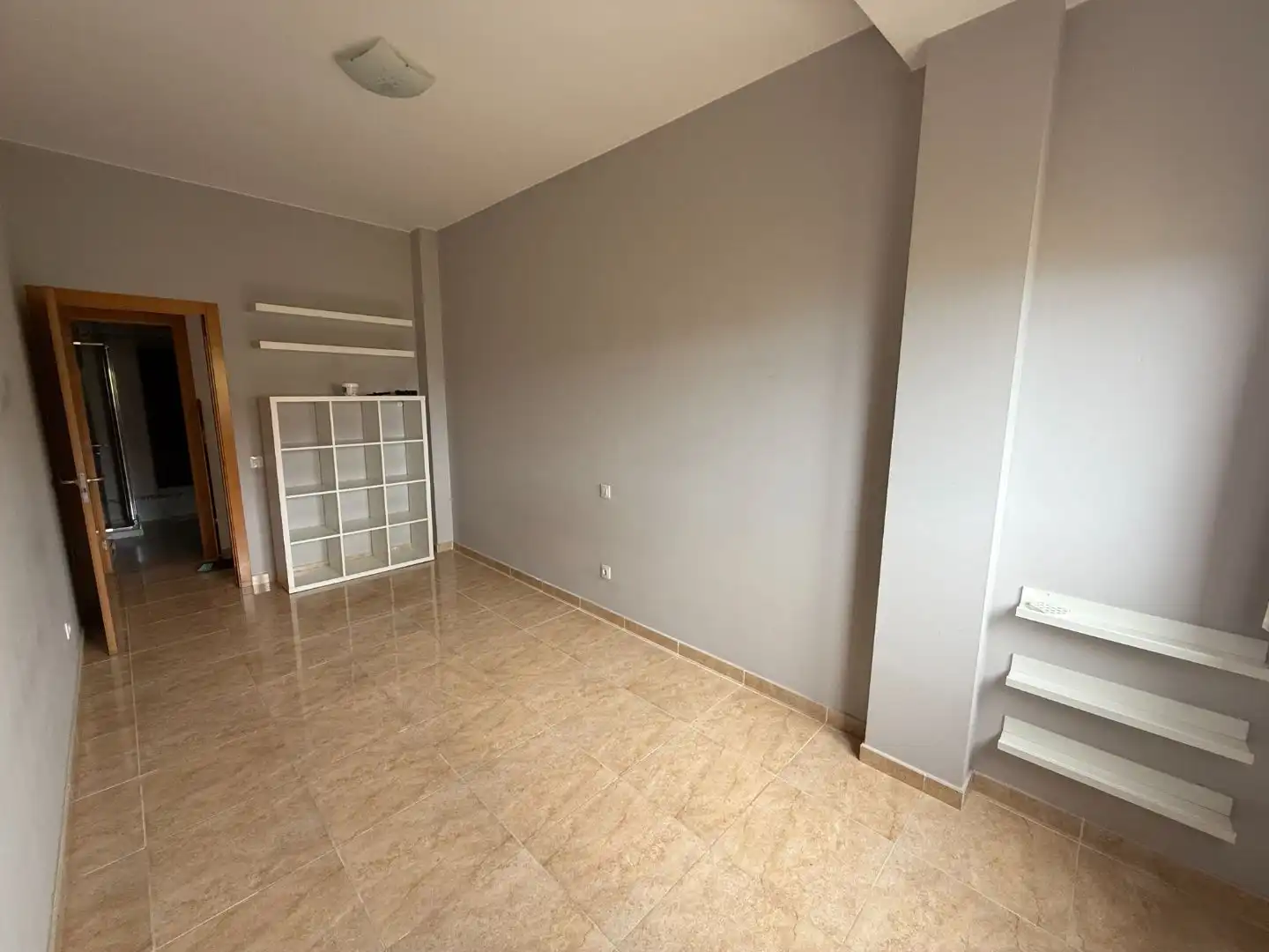 Pis de lloguer a Calle Escultor Plácido Fleitas, 103, Las Mesas - El Toscón Dormitori de Pis de lloguer en Las Palmas de Gran Canaria amb Aire condicionat, Calefacció i Terrassa
