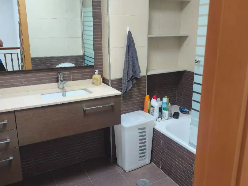 Piso en venta en Calle Mejorana, 23, Nueva Almería - Cortijo Grande - Vega de Acá Baño de Piso en venta en Almería con Aire acondicionado, Calefacción y Jardín privado