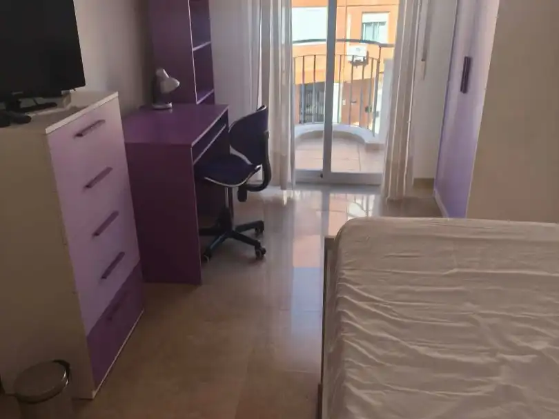Piso en venta en Calle Mejorana, 23, Nueva Almería - Cortijo Grande - Vega de Acá Habitación de Piso en venta en Almería con Aire acondicionado, Calefacción y Jardín privado