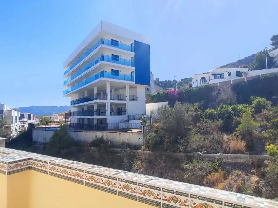 Piso en venta en Carrer Josep Burguera, 35, Sant Antoni Vista exterior de Piso en venta en Cullera con Aire acondicionado, Terraza y Piscina