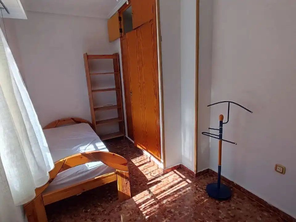 Piso en venta en Carrer Josep Burguera, 35, Sant Antoni Habitación de Piso en venta en Cullera con Aire acondicionado, Terraza y Piscina