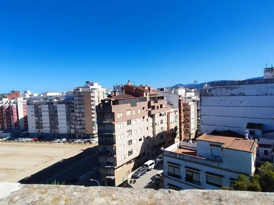Piso en venta en Carrer Josep Burguera, 35, Sant Antoni Vista exterior de Piso en venta en Cullera con Aire acondicionado, Terraza y Piscina