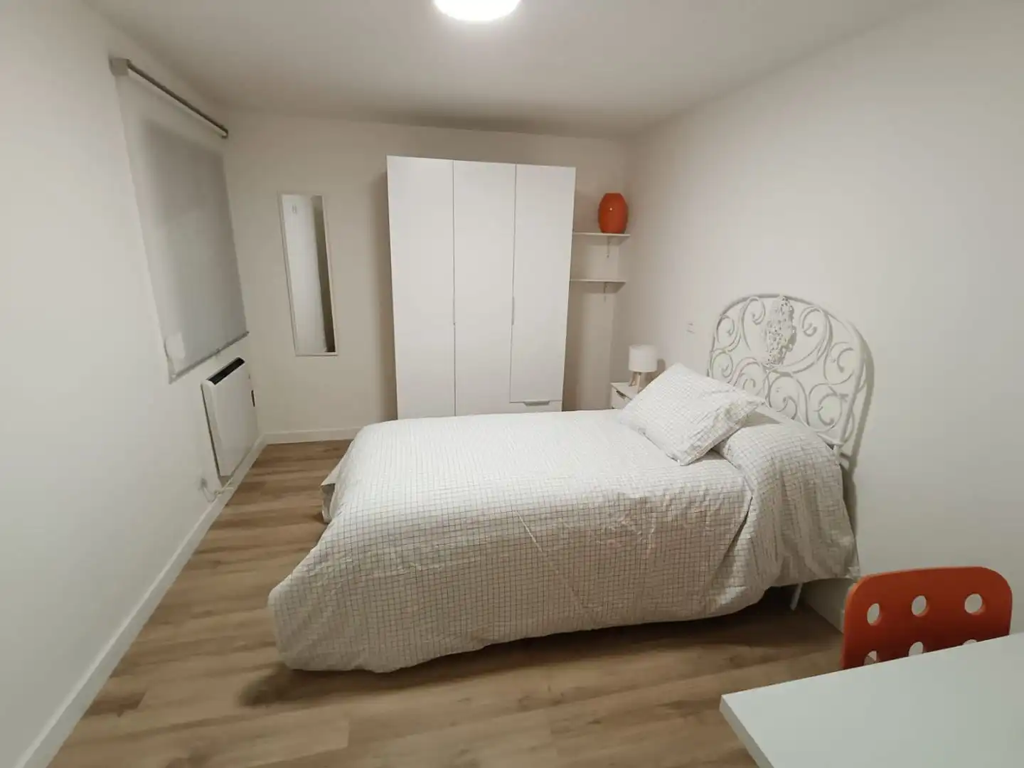 Habitación de Piso para compartir en Palencia con Calefacción, Terraza y Amueblado