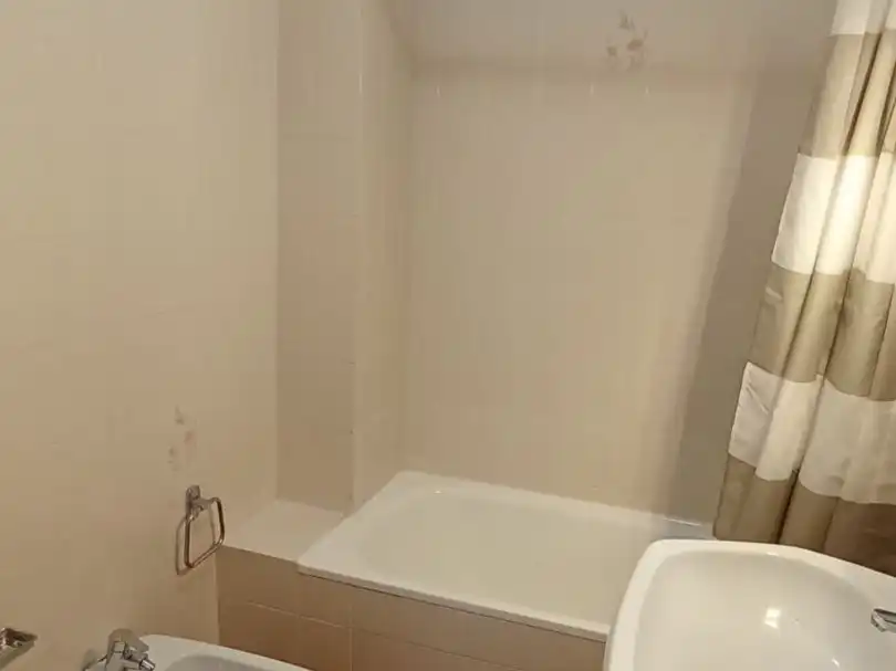 Apartamento en venta en Rúa Dos Feáns, 1, Santiago de Compostela Baño de Apartamento en venta en Santiago de Compostela