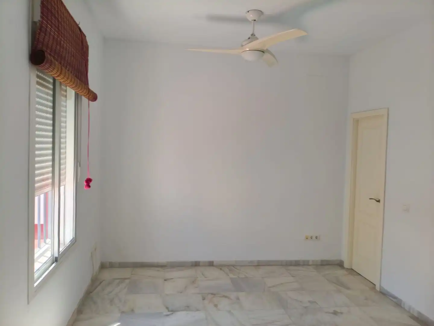 Apartament de lloguer a Calle Hermana Esclava Carmen Fernández, 14, Sanlúcar la Mayor Apartament de lloguer a Calle Hermana Esclava Carmen Fernández, 14, Sanlúcar la Mayor