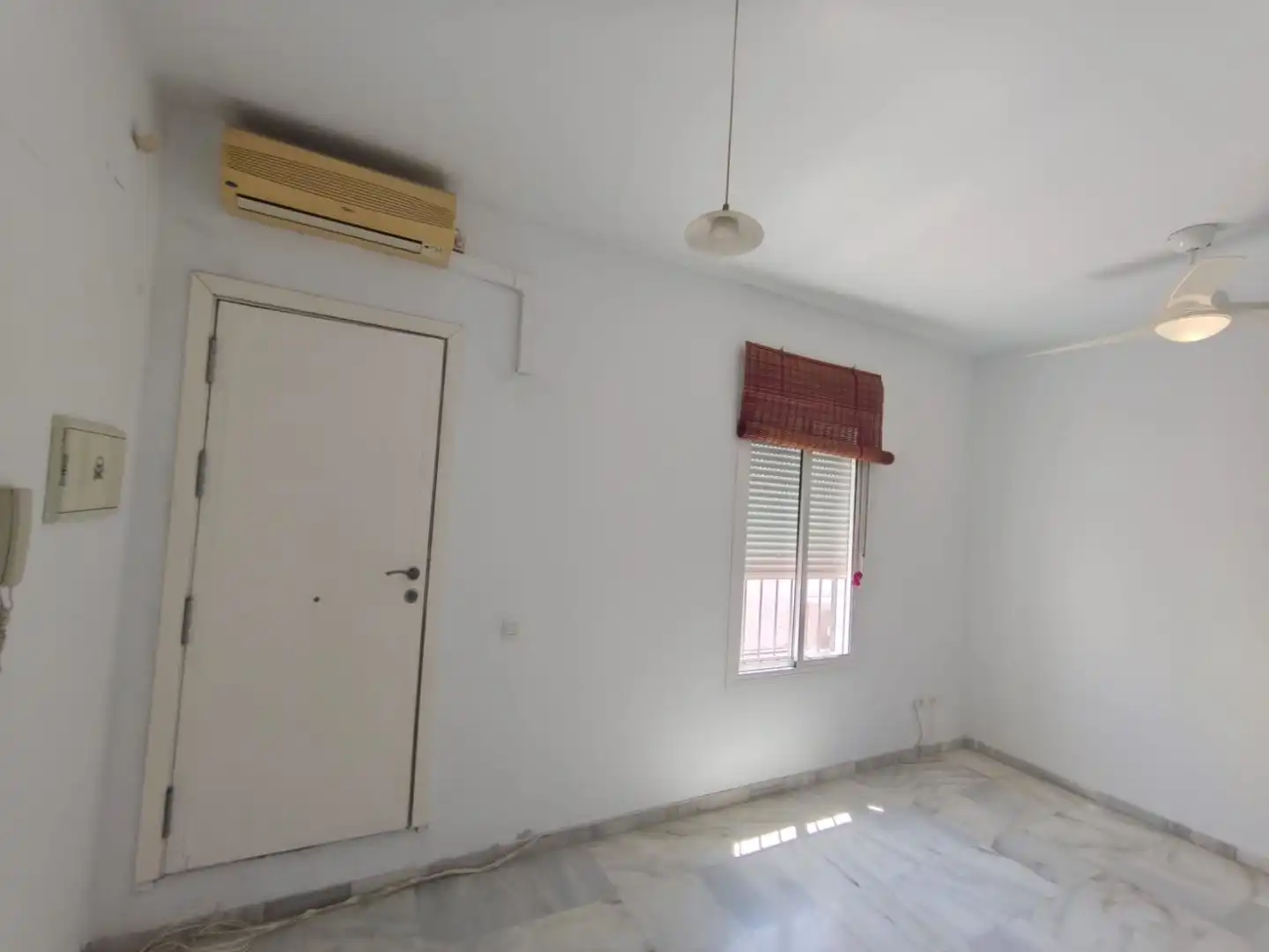 Apartament de lloguer a Calle Hermana Esclava Carmen Fernández, 14, Sanlúcar la Mayor Apartament de lloguer a Calle Hermana Esclava Carmen Fernández, 14, Sanlúcar la Mayor