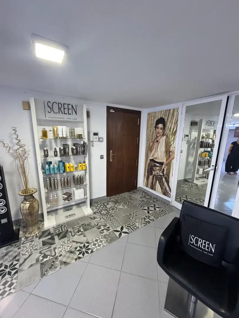 Commercial properties for sale in Calle Blanco Coris, 12, Carranque - Haza Cuevas Commercial properties for sale in Málaga with Air Conditioner