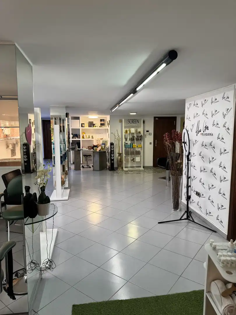 Commercial properties for sale in Calle Blanco Coris, 12, Carranque - Haza Cuevas Commercial properties for sale in Málaga with Air Conditioner