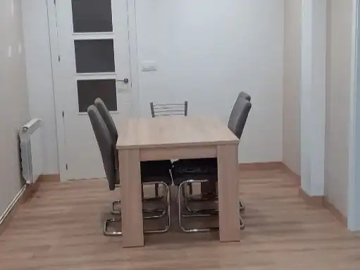 Flat for rent in Rúa de Santa Uxía de Ribeira, 4, Campus Norte - San Caetano Dining room of Flat for rent in Santiago de Compostela with Heating, Furnished and Video intercom