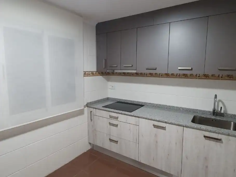 Piso de alquiler en Calle Luis Braille, 1, Centro Cocina de Piso de alquiler en Murcia Capital con Aire acondicionado y Balcón